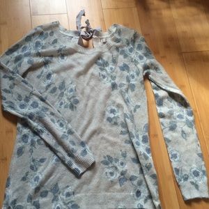 Lauren Conrad sweater